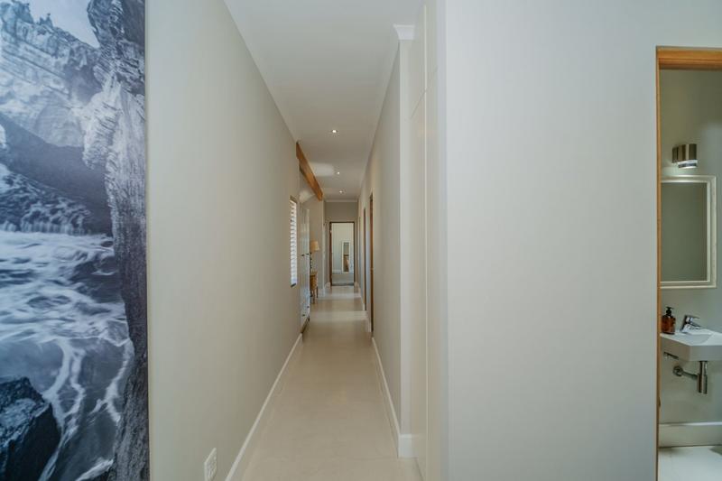 3 Bedroom Property for Sale in Lake Michelle Western Cape